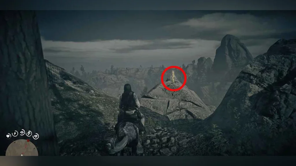 Red Dead Redemption 2 player on horseback spotting a glowing dinosaur bone marker on a rocky mountain trail.